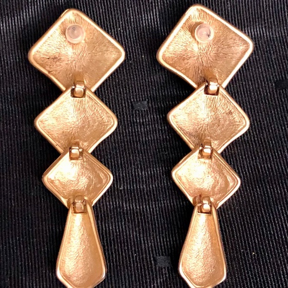 Gold earrings - Picture 2 of 4